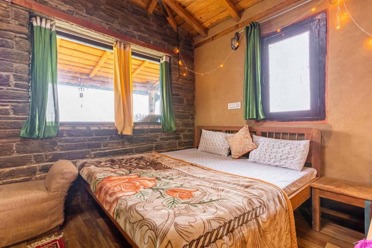 Zenoaks Homestay アルモラ エクステリア 写真