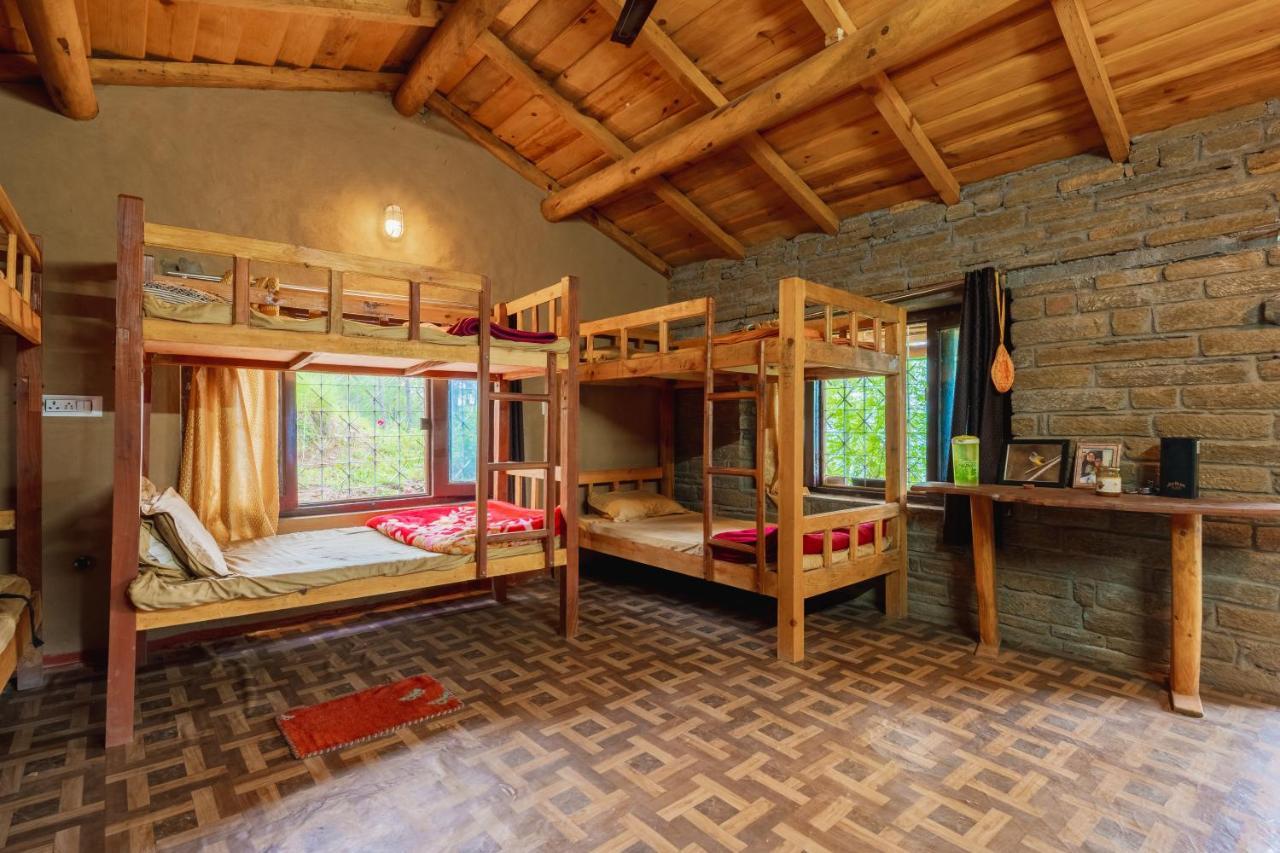 Zenoaks Homestay アルモラ エクステリア 写真