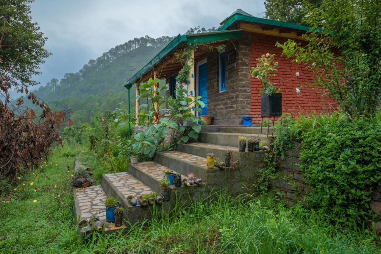 Zenoaks Homestay アルモラ エクステリア 写真