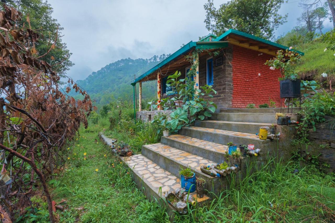 Zenoaks Homestay アルモラ エクステリア 写真
