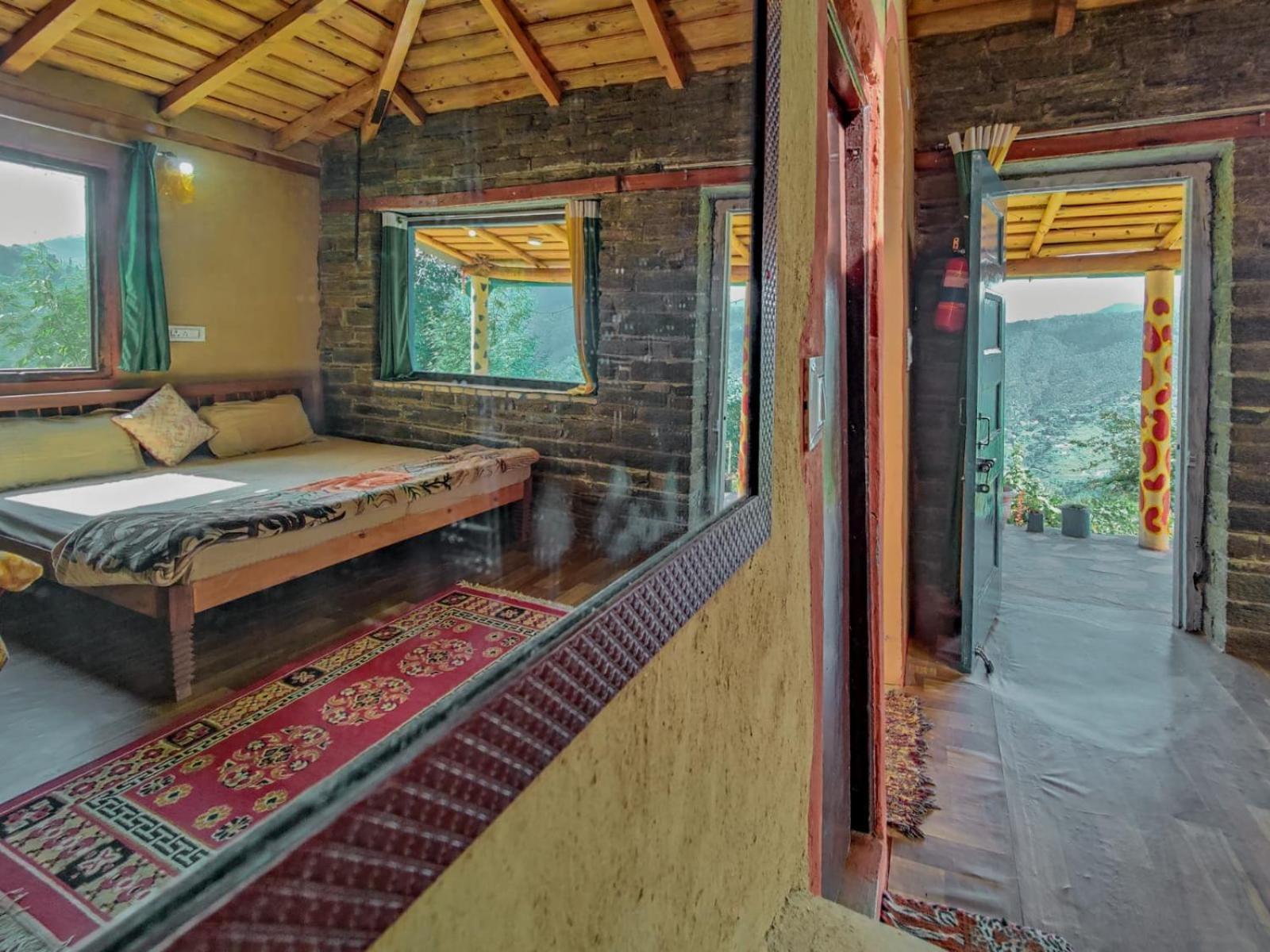 Zenoaks Homestay アルモラ 部屋 写真